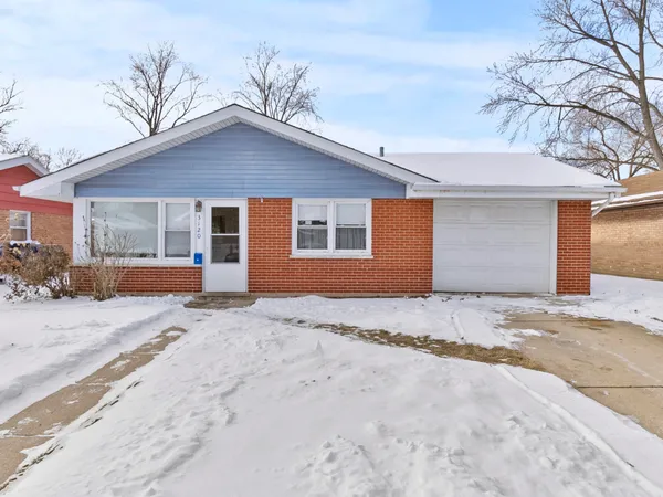 $170,000 | 3120 Florence Avenue, Steger, IL 60475