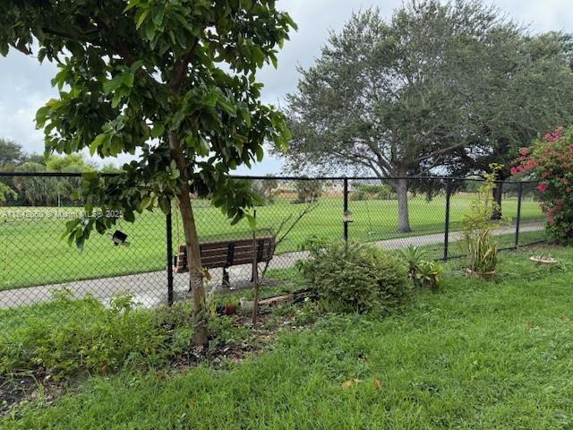 7130 Northwest 177th Street, Unit 1038 Hialeah, FL 33015 - Photo 14 of 29