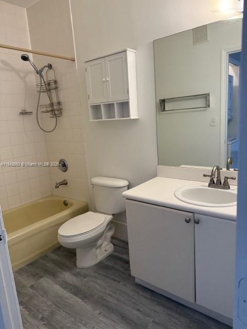 7130 Northwest 177th Street, Unit 1038 Hialeah, FL 33015 - Photo 24 of 29