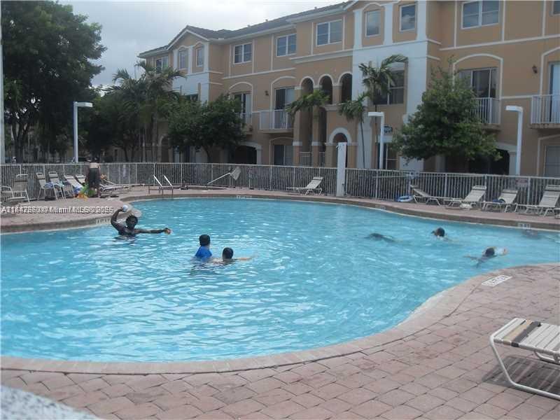 7130 Northwest 177th Street, Unit 1038 Hialeah, FL 33015 - Photo 28 of 29