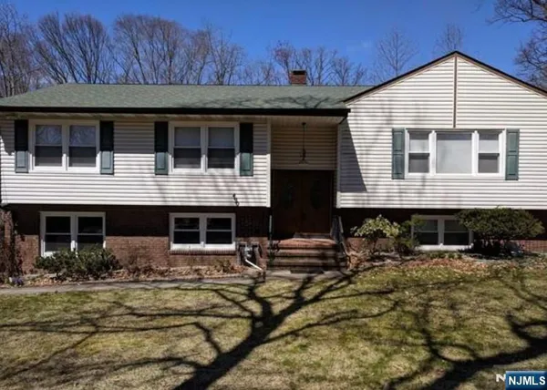 $5,200 | 490 Van Emburgh Avenue, Ridgewood, NJ 07450