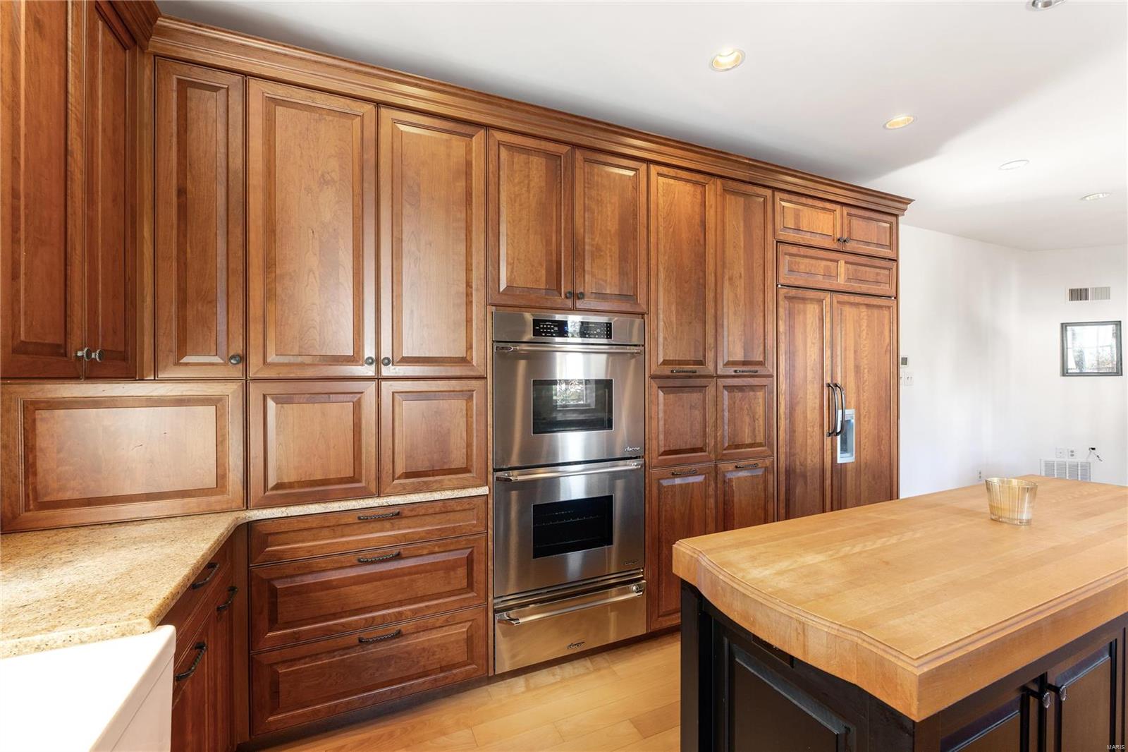 907 South Warson St. Louis, MO 63124 - Photo 20 of 61