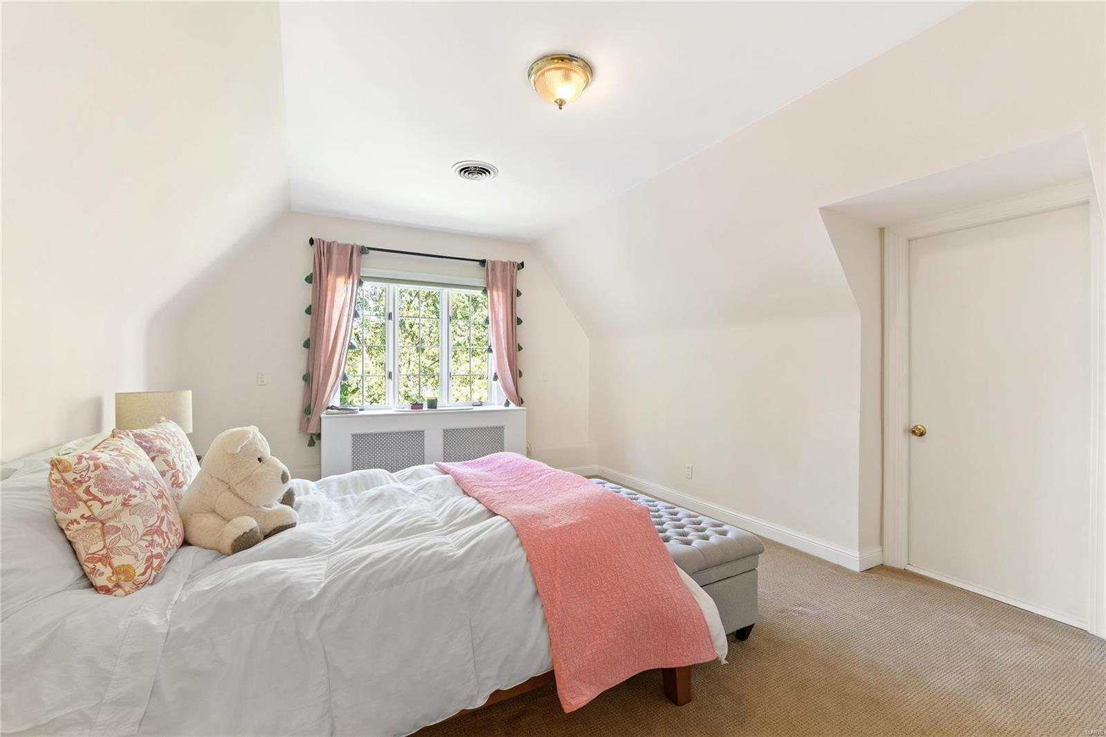 907 South Warson St. Louis, MO 63124 - Photo 36 of 61