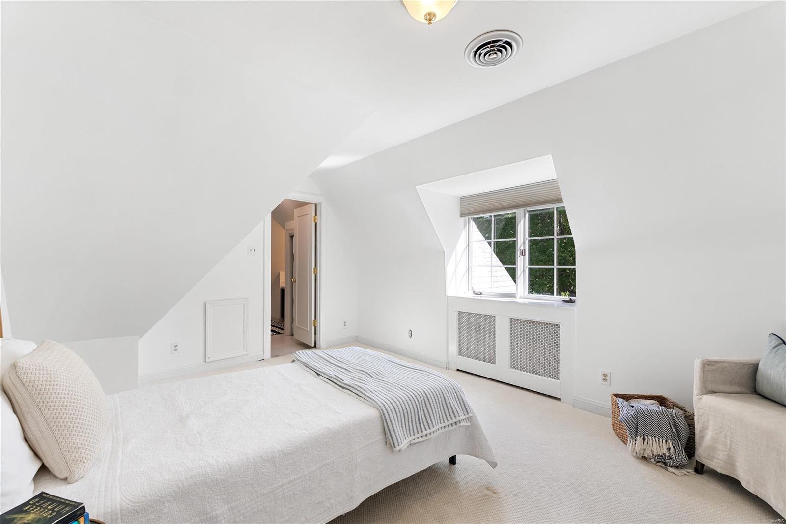 907 South Warson St. Louis, MO 63124 - Photo 41 of 61