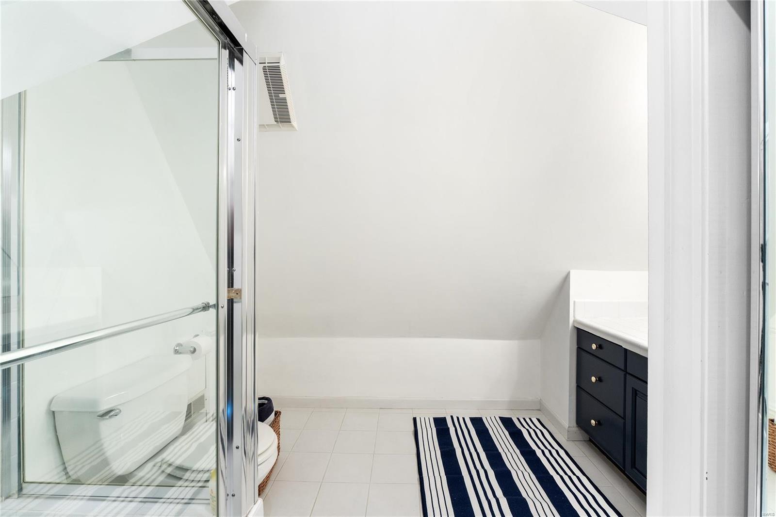 907 South Warson St. Louis, MO 63124 - Photo 42 of 61