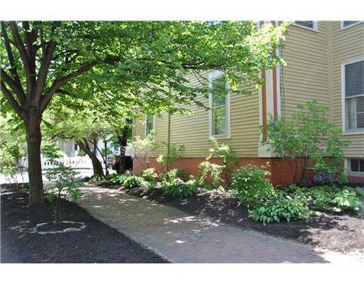309 Spring Street, Unit 1 Portland, ME 04102 - Photo 7 of 25 Yard/Garden.