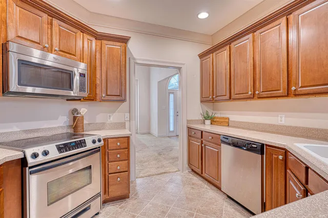 $399,000 | 2230 Long Cove Circle, Newburgh, IN 47630