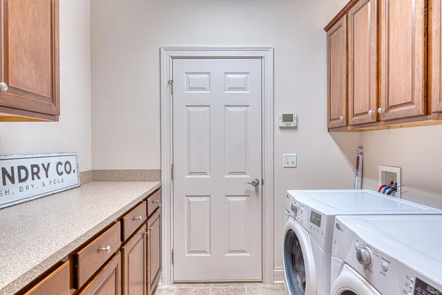 $399,000 | 2230 Long Cove Circle, Newburgh, IN 47630