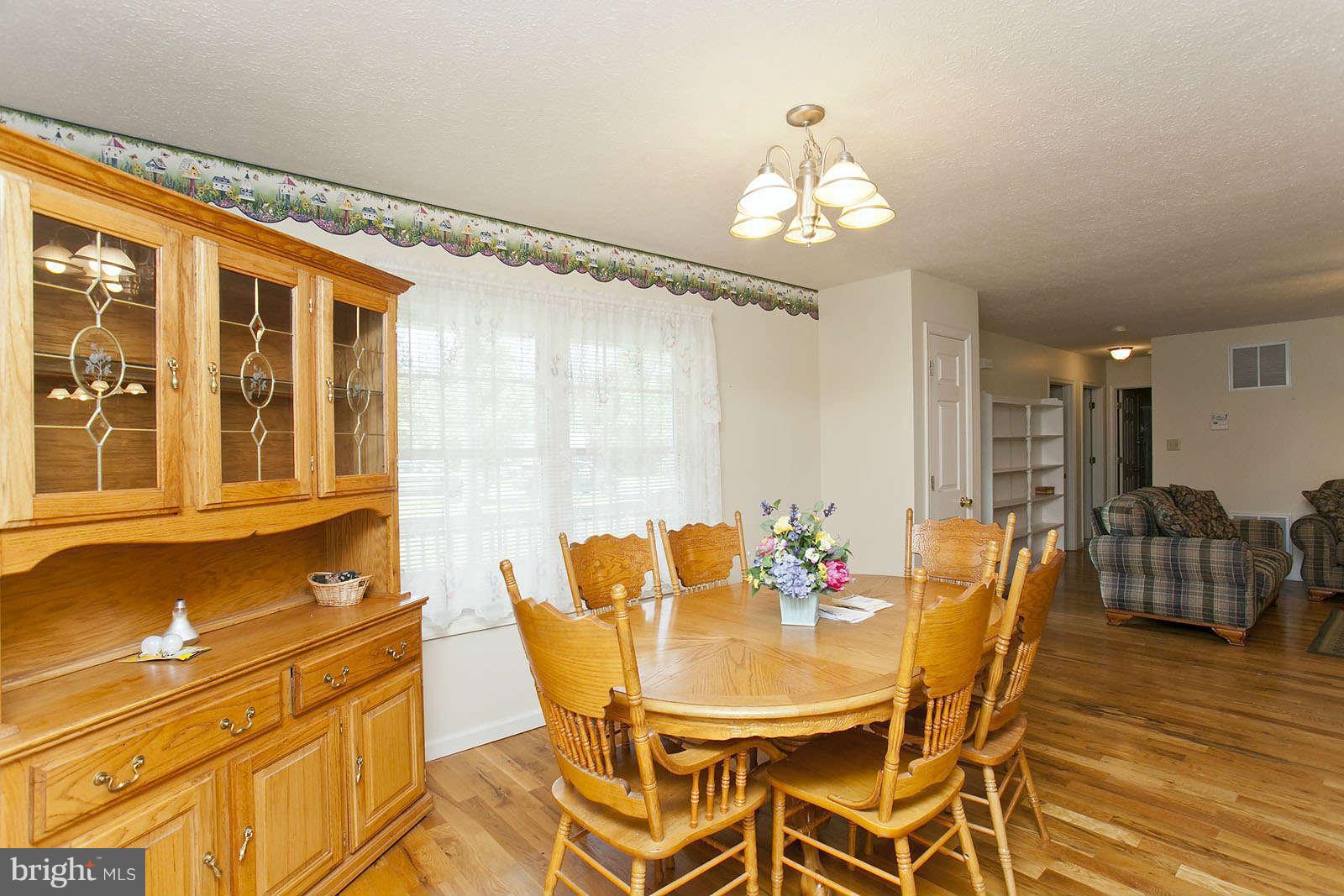 126 Longcroft Road Winchester, VA 22602 - Photo 12 of 20 Dining Room