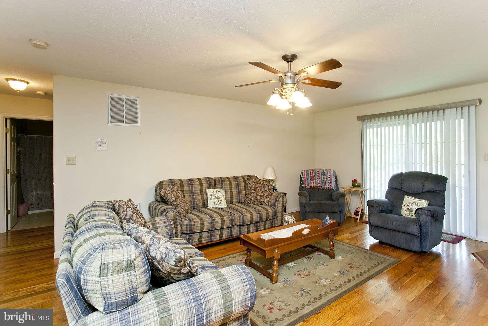 126 Longcroft Road Winchester, VA 22602 - Photo 6 of 20 Family Room