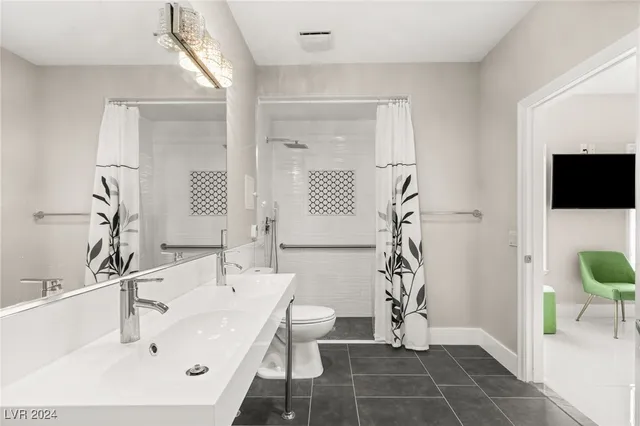 $11,995,000 | 5930 North El Capitan Way, Las Vegas, NV 89149