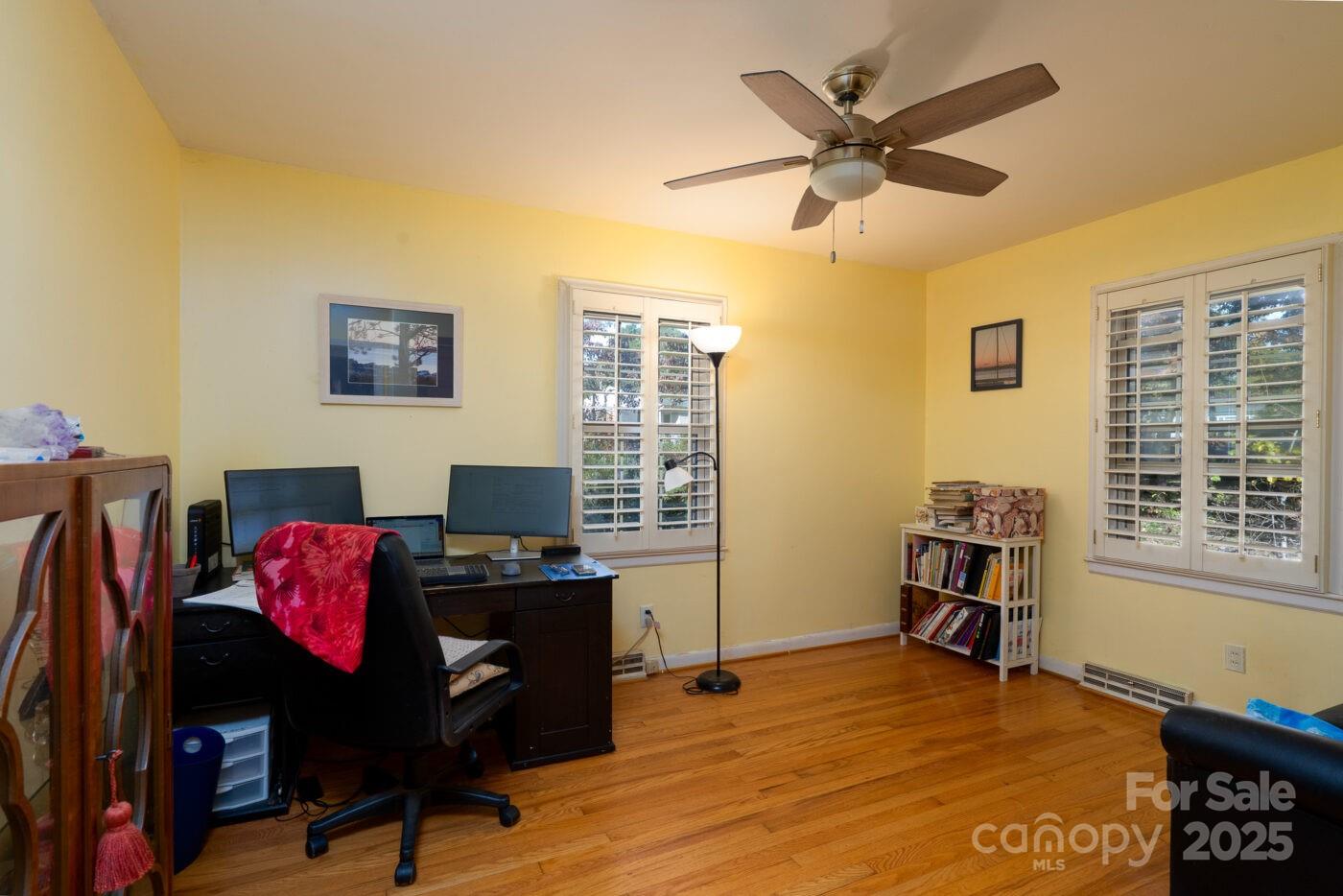 702 Rhodes Avenue Kings Mountain, NC 28086 - Photo 12 of 17 a workspace with furniture and window