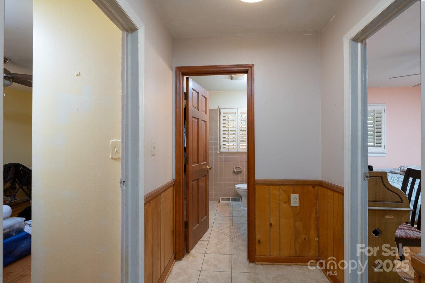 702 Rhodes Avenue Kings Mountain, NC 28086 - Photo 10 of 17 a view of a hallway with a closet