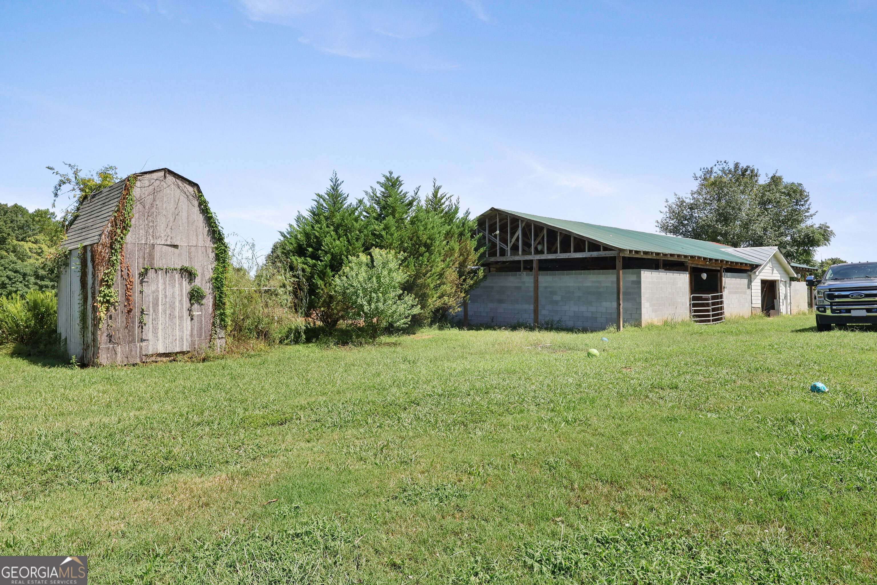 383 Jones Road Milner, GA 30257 - Photo 11 of 27 Gallery Image 11