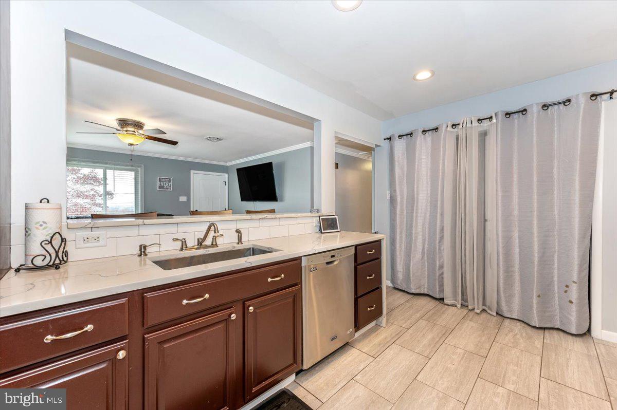 14519 Edgemont Road Smithsburg, MD 21783 - Photo 14 of 55 Gallery Image 14
