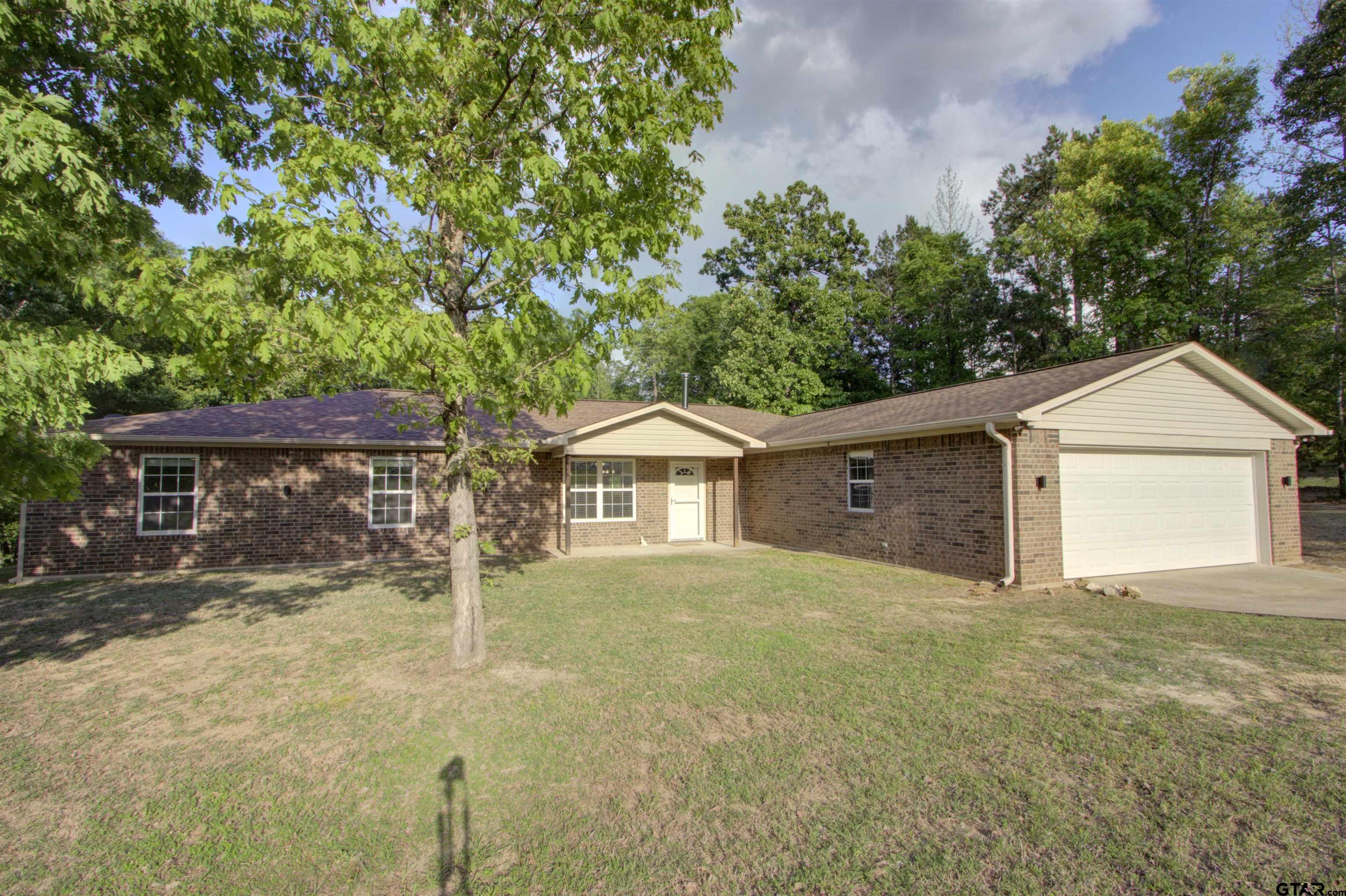 720 Tennessee Acres Drive Texarkana Ar, AR 71854 - Photo 1 of 31 front view of a house with a yard