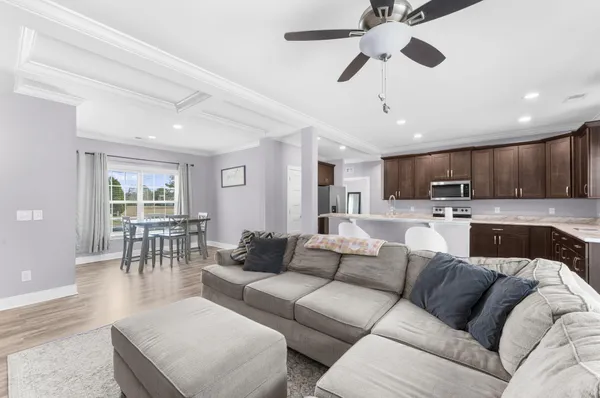 $589,000 | 130 Hidden Hills Road, Cross, SC 29436