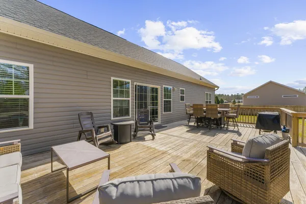 $589,000 | 130 Hidden Hills Road, Cross, SC 29436