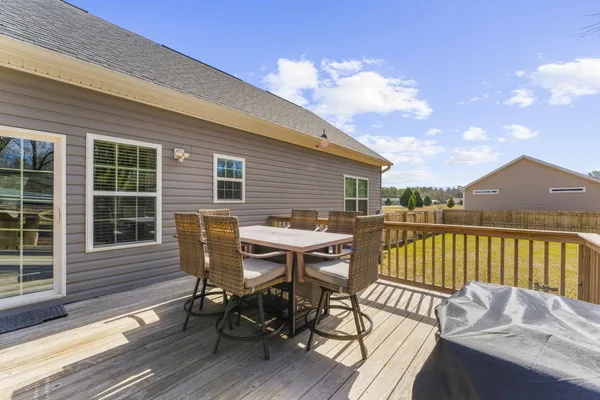$589,000 | 130 Hidden Hills Road, Cross, SC 29436
