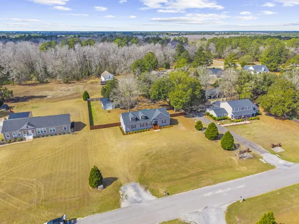 $589,000 | 130 Hidden Hills Road, Cross, SC 29436