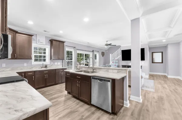 $589,000 | 130 Hidden Hills Road, Cross, SC 29436