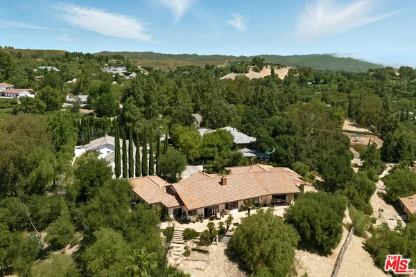 $3,997,000 | 24926 Jim Bridger Road, Hidden Hills, CA 91302