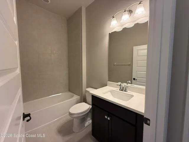 $2,950 | 2998 Avalonia Drive, Melbourne, FL 32940