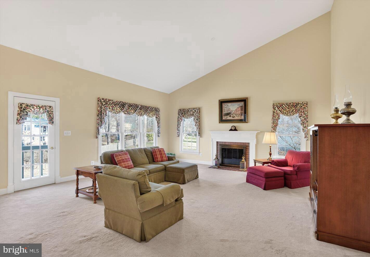 9910 Rustic Rail Lane Vienna, VA 22181 - Photo 21 of 42