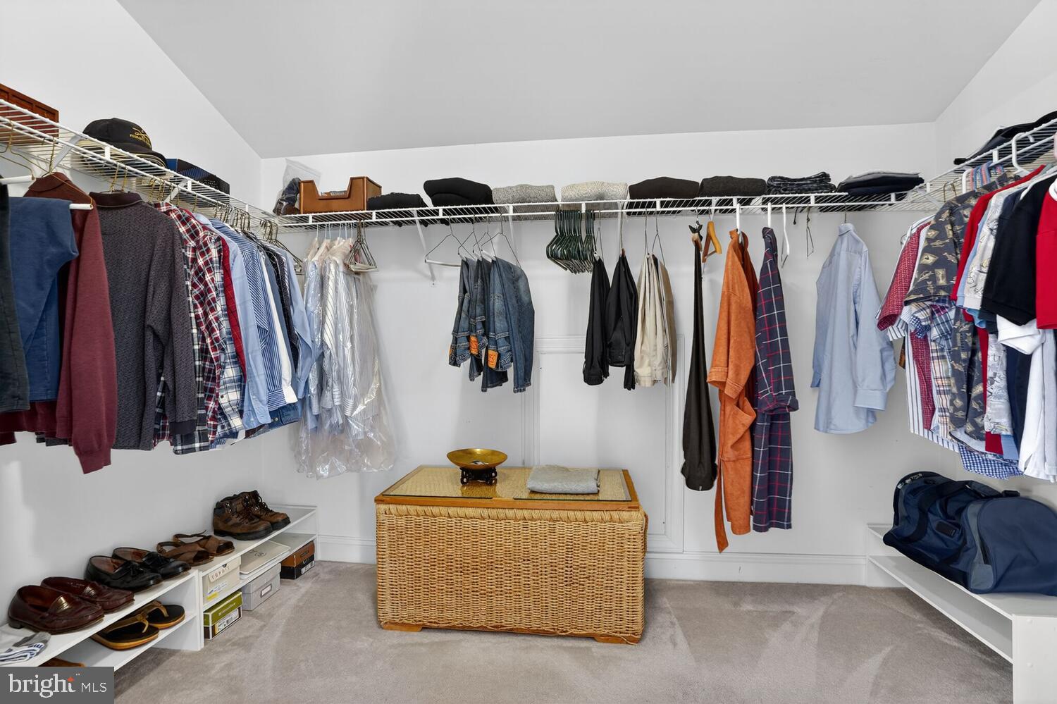 9910 Rustic Rail Lane Vienna, VA 22181 - Photo 26 of 42