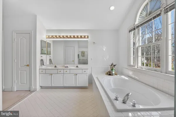 $1,682,000 | 9910 Rustic Rail Lane, Vienna, VA 22181