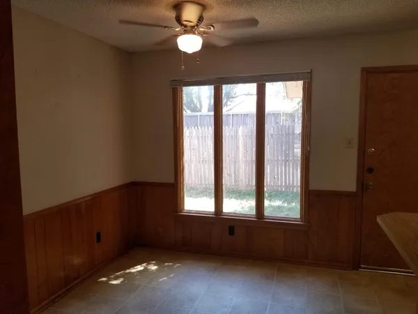 $950 | 7714 Albany Avenue, Unit A, Lubbock, TX 79424