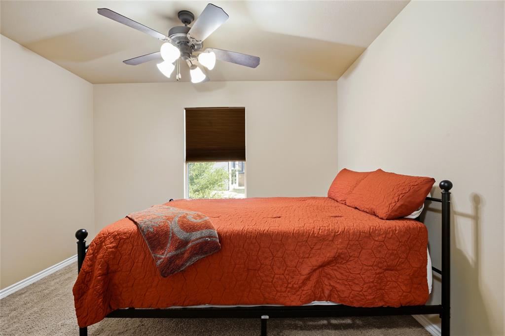 1389 Thomas Road Springtown, TX 76082 - Photo 18 of 36 Gallery Image 18