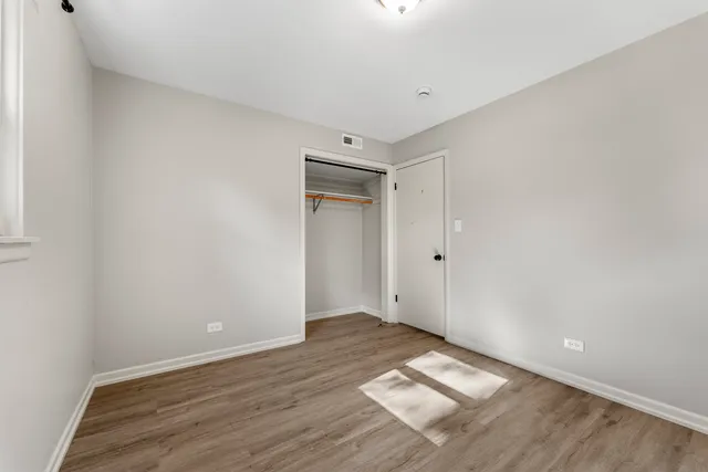 $2,150 | 740 East North Broadway Street, Unit B, Lombard, IL 60148