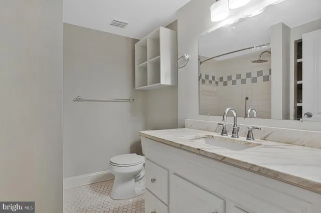 $1,695 | 2572 Riva Road, Unit 18B, Annapolis, MD 21401