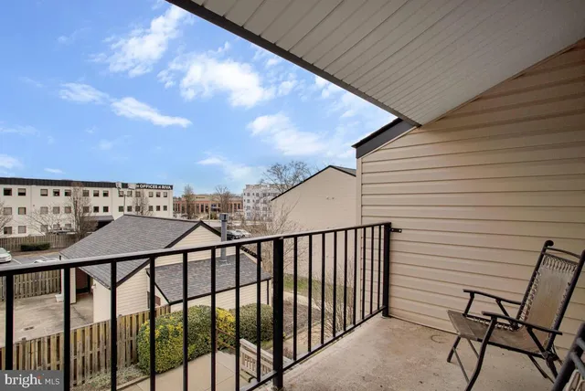 $1,695 | 2572 Riva Road, Unit 18B, Annapolis, MD 21401