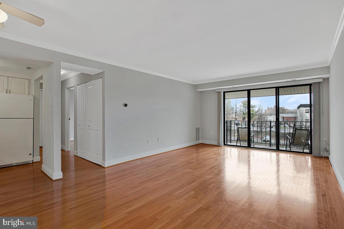 2572 Riva Road, Unit 18B Annapolis, MD 21401 - Photo 3 of 23