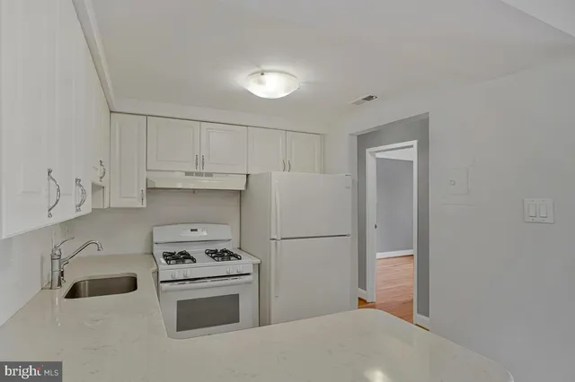 $1,695 | 2572 Riva Road, Unit 18B, Annapolis, MD 21401