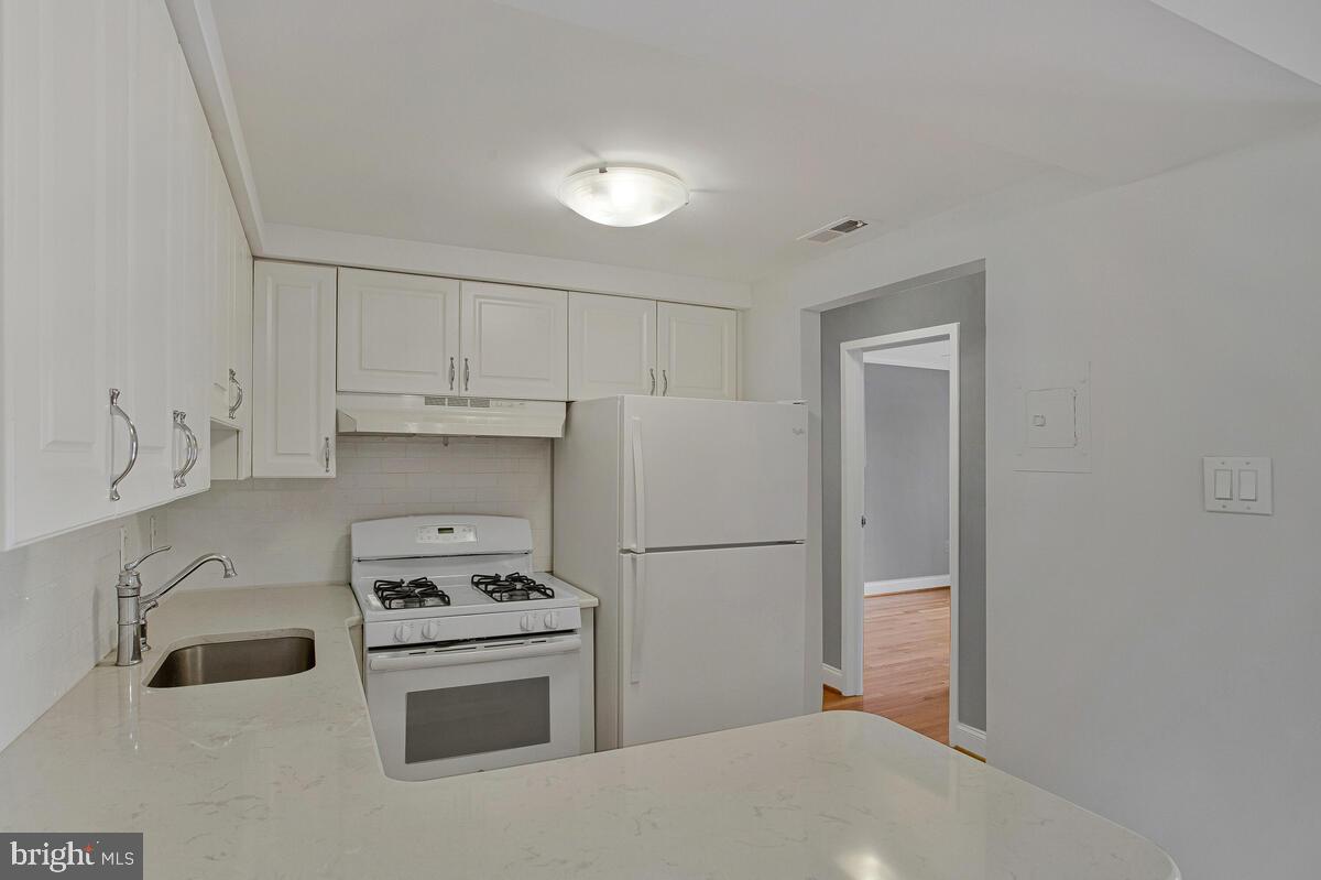 2572 Riva Road, Unit 18B Annapolis, MD 21401 - Photo 9 of 23