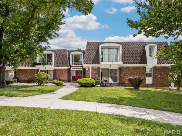 $69,900 | 1800 Ramada Boulevard, Unit E, Collinsville, IL 62234