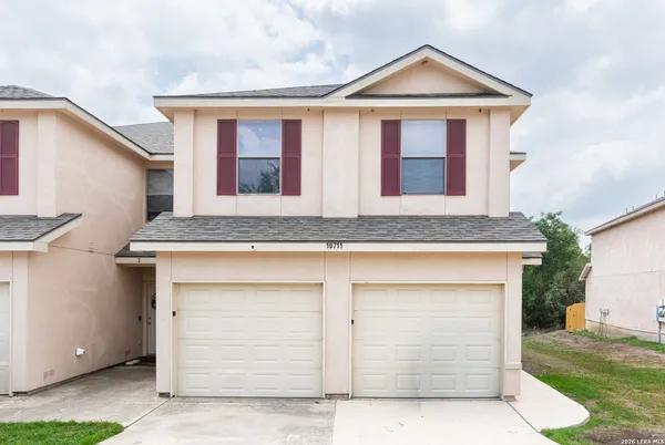 $1,000 | 10711 Mathom Landing, Unit 4, Universal City, TX 78148