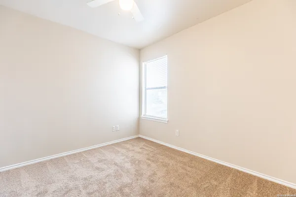 $1,000 | 10711 Mathom Landing, Unit 4, Universal City, TX 78148