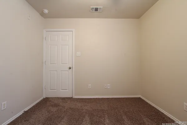 $1,000 | 10711 Mathom Landing, Unit 4, Universal City, TX 78148