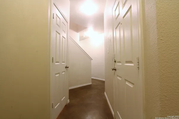$1,000 | 10711 Mathom Landing, Unit 4, Universal City, TX 78148