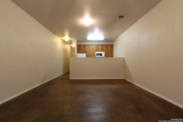 $1,000 | 10711 Mathom Landing, Unit 4, Universal City, TX 78148