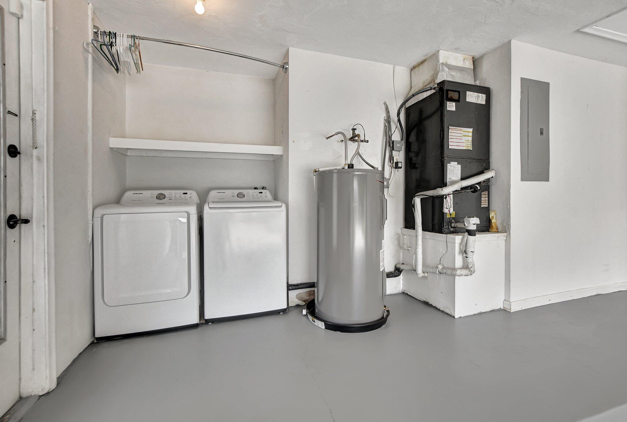 254 Northwest 11th Avenue Boca Raton, FL 33486 - Photo 46 of 66 a utility room with dryer and washer