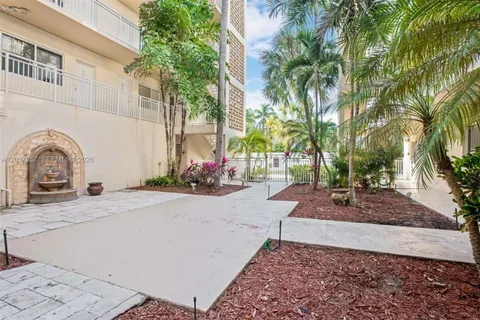 $299,900 | 10001 West Bay Harbor Drive, Unit 208, Bay Harbor Islands, FL 33154