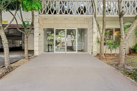 $299,900 | 10001 West Bay Harbor Drive, Unit 208, Bay Harbor Islands, FL 33154