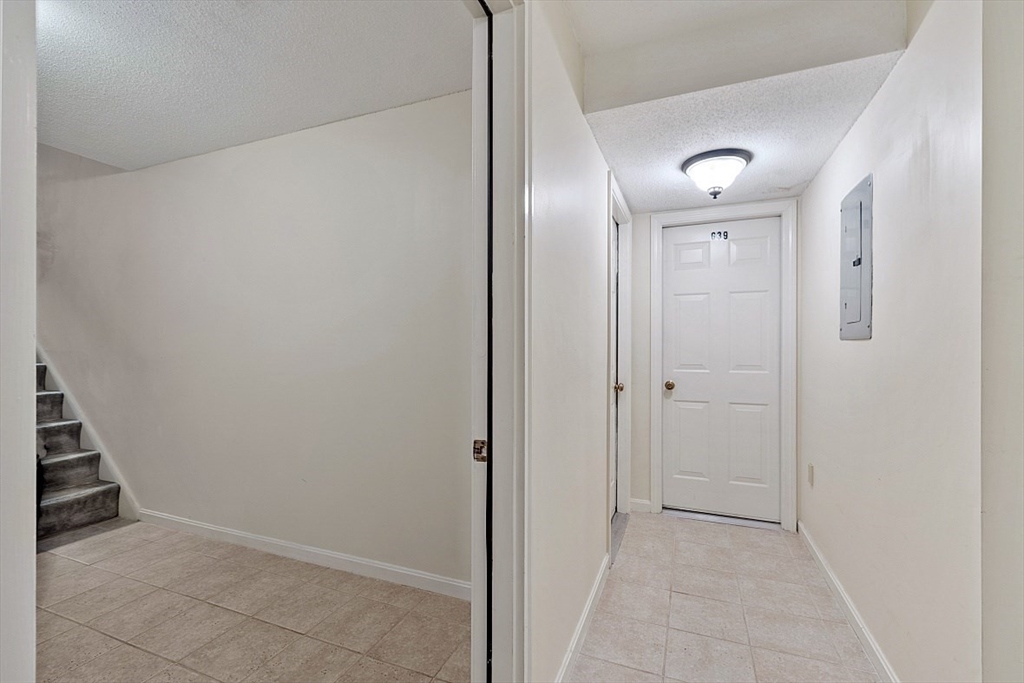 39 Abington Road, Unit 39 Danvers, MA 01923 - Photo 26 of 36