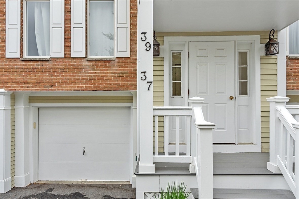 39 Abington Road, Unit 39 Danvers, MA 01923 - Photo 34 of 36