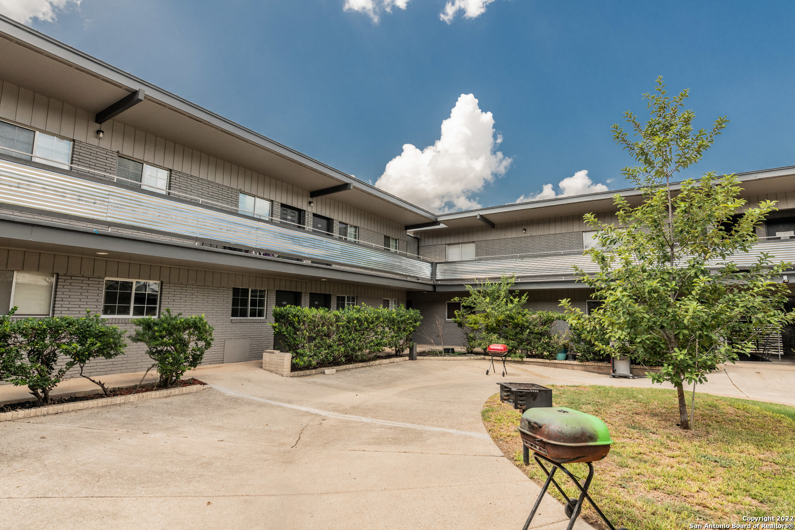 615 Vance Jackson Road, Unit 204 San Antonio, TX 78201 - Photo 3 of 14